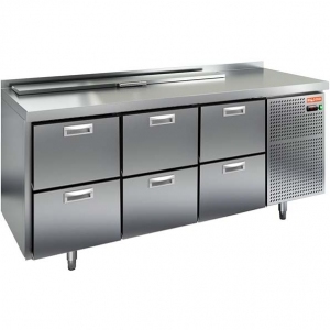 mini4b891068-6633-4c4b-b7ab-23a6b2b25336