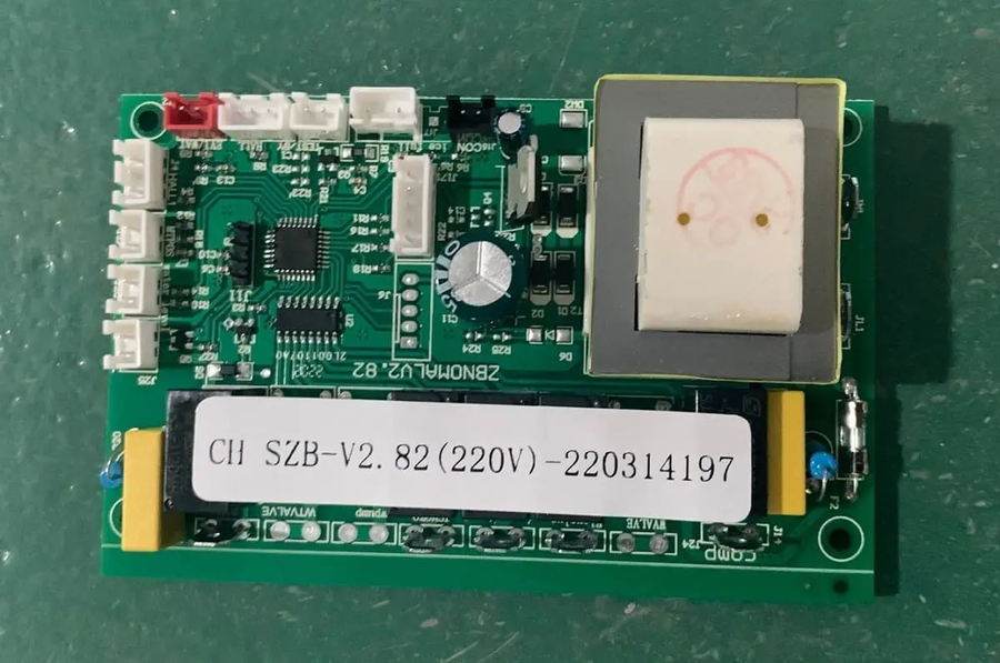 minie45015bc-9aa0-4d28-b974-e4edfe393b51